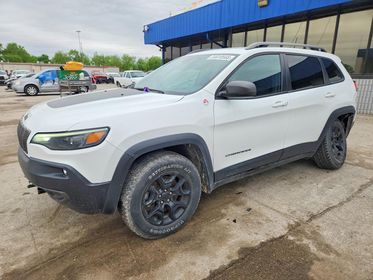 2021 Jeep Cherokee - zdjęcie główne