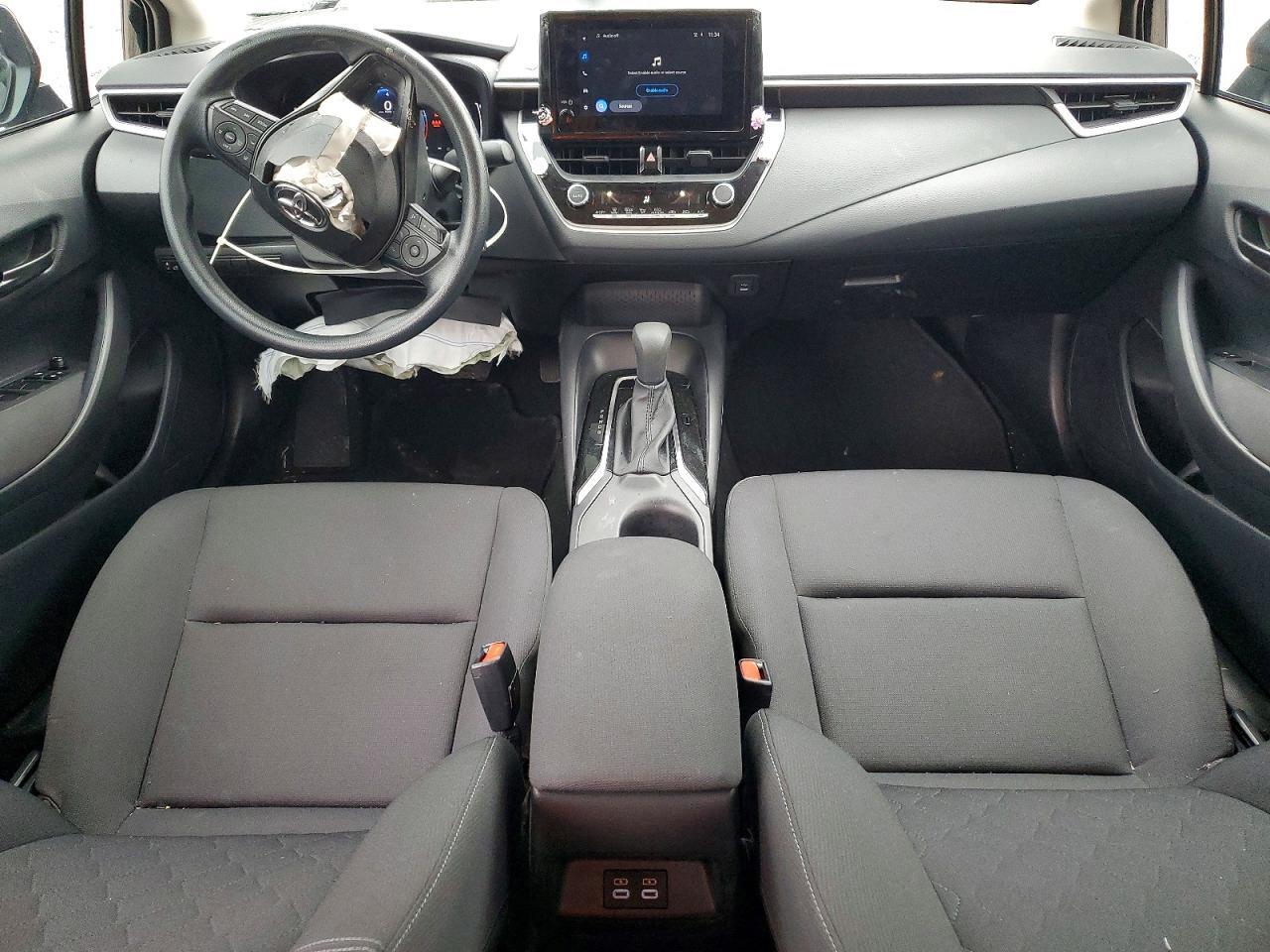 2026 Toyota Corolla Le - zdjęcie 8