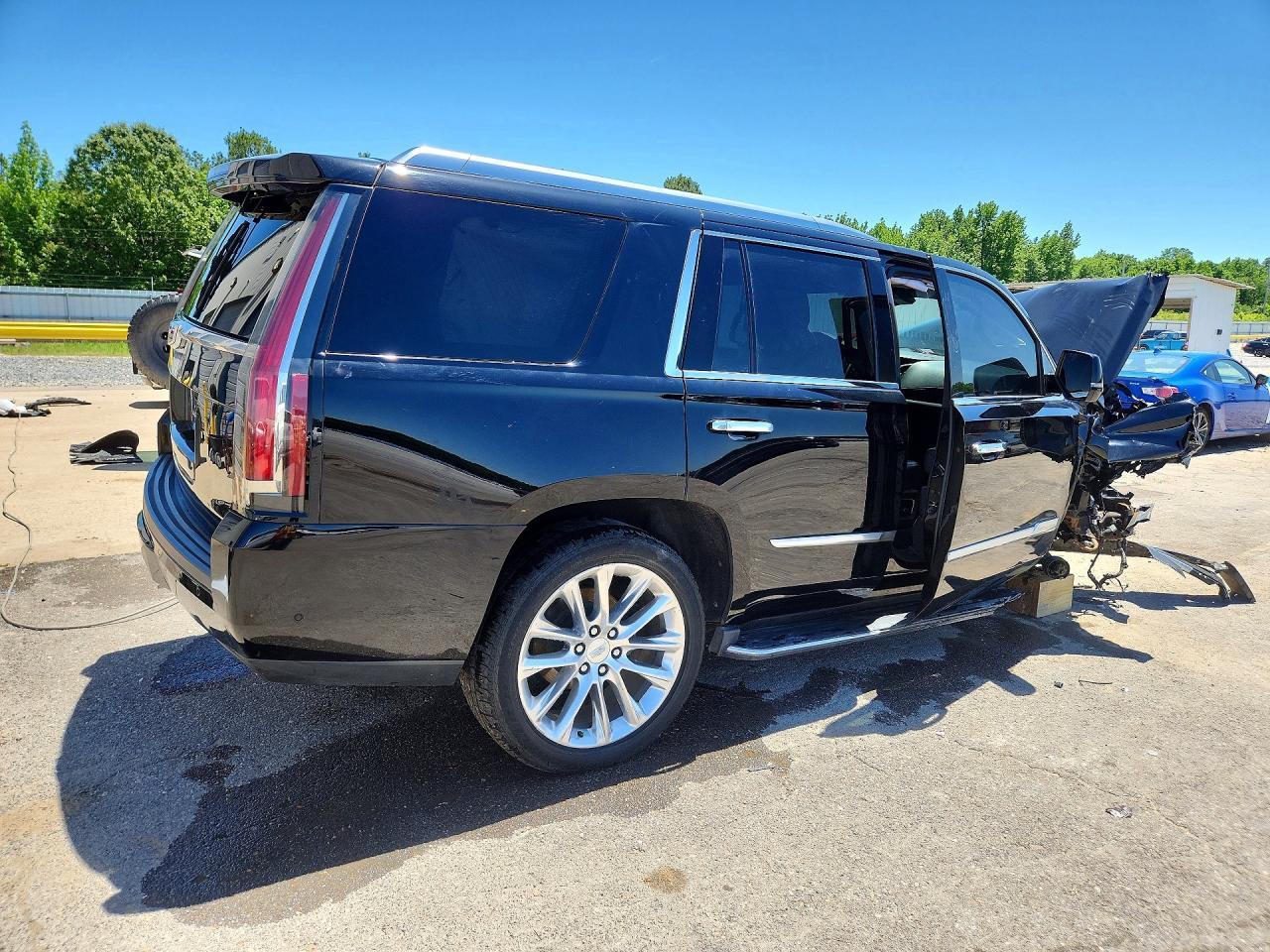 2019 Cadillac Escalade Luxury - zdjęcie 3