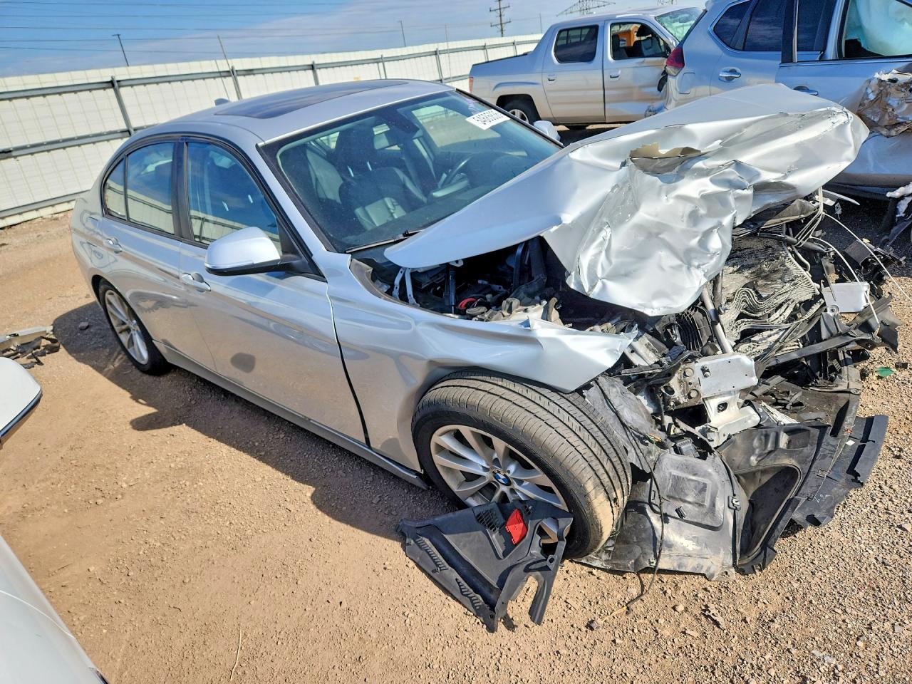2016 BMW 320 Xi - zdjęcie 4