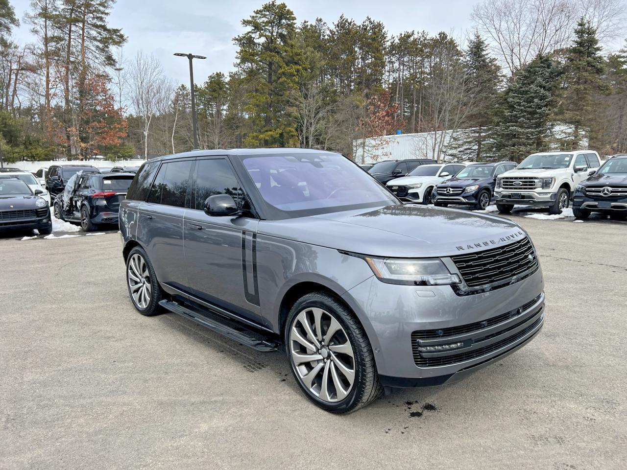 2023 Land Rover Range Rover Se - zdjęcie główne