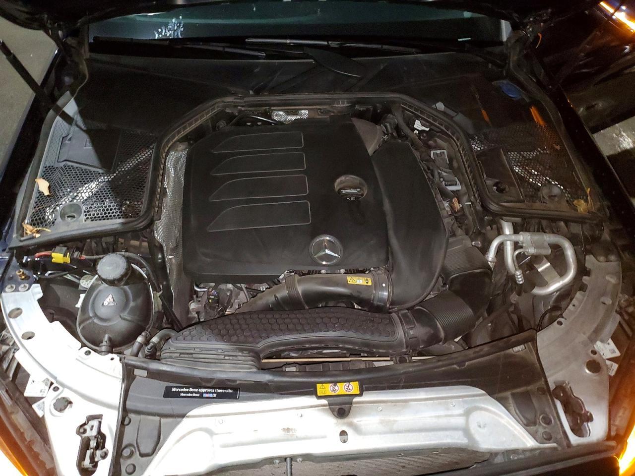 2019 Mercedes-Benz C 300 - zdjęcie 12