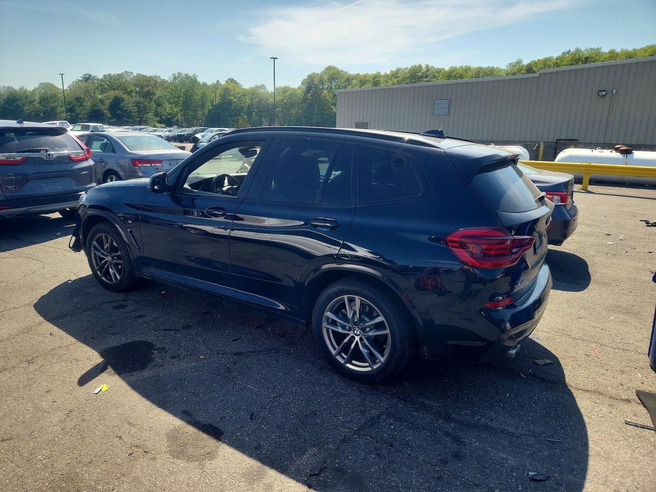 2019 BMW X3 xDrive30I - zdjęcie 2