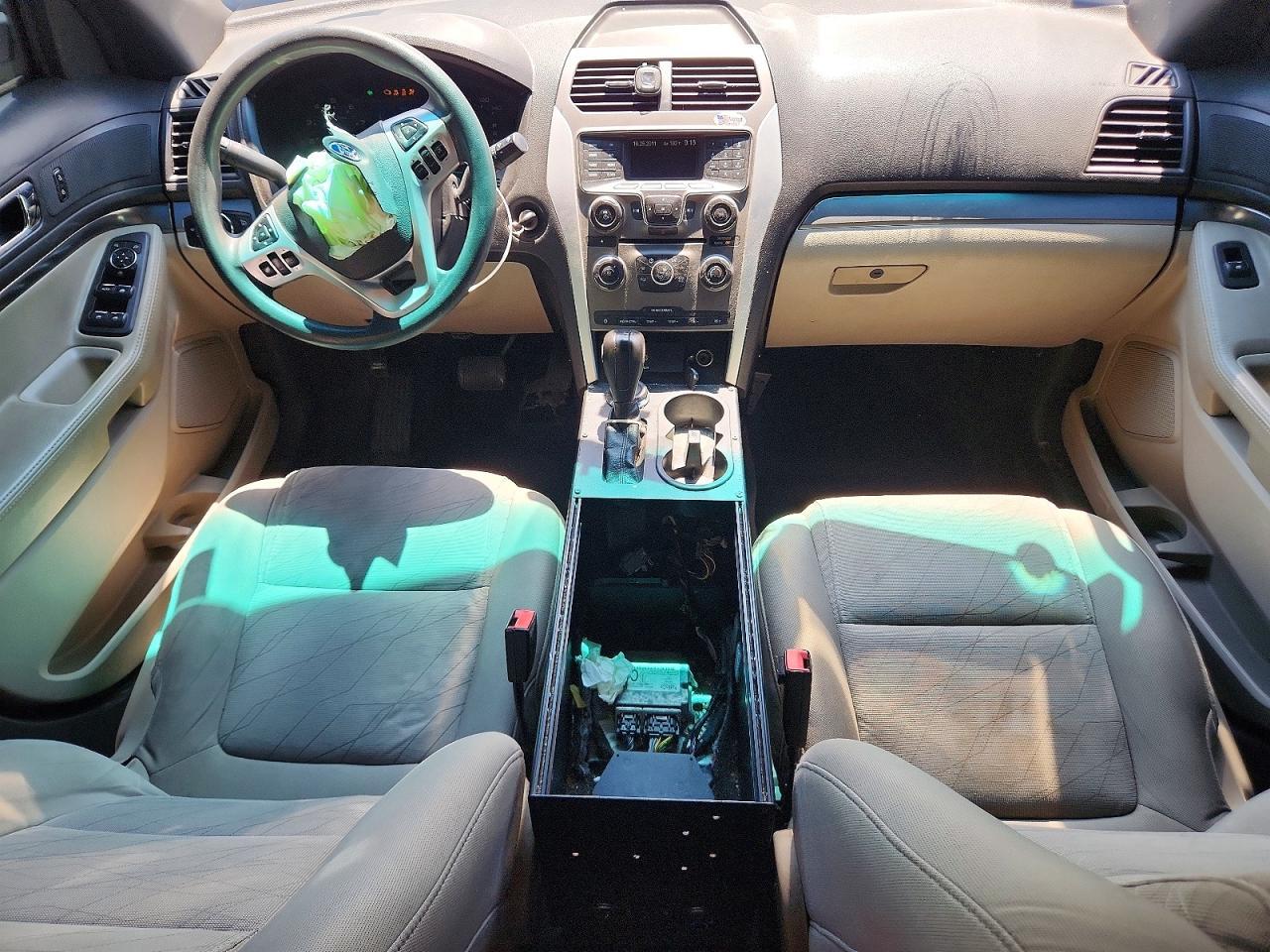 2013 Ford Explorer - zdjęcie 8
