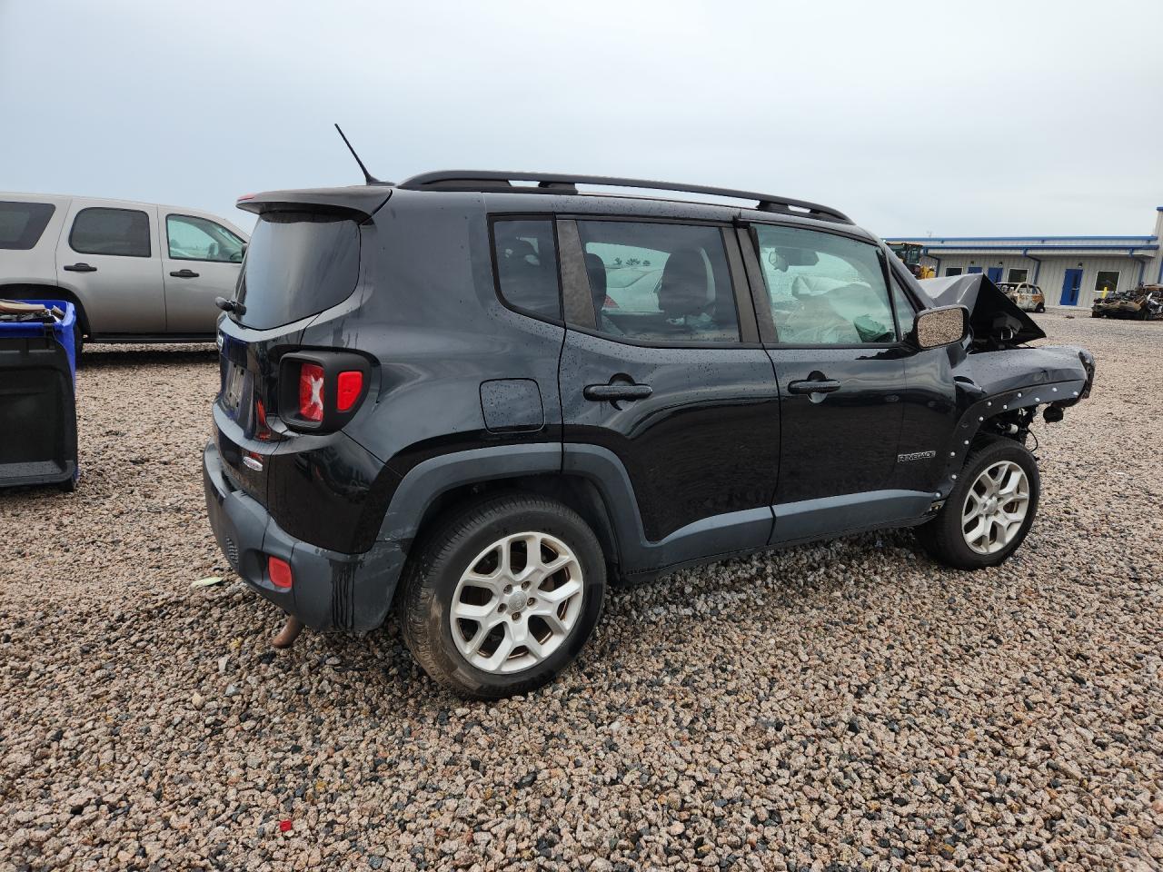 2015 Jeep Renegade Latitude - zdjęcie 3