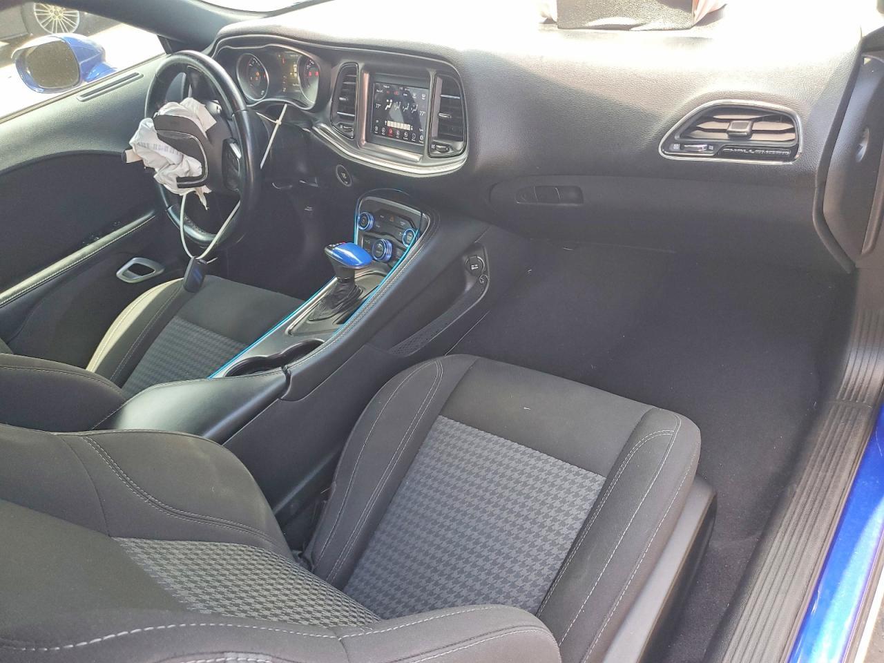 2021 Dodge Challenger Sxt - zdjęcie 8