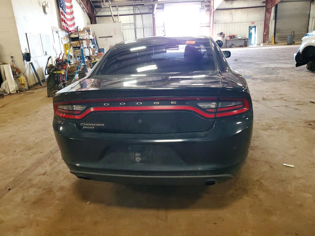 2016 Dodge Charger Police - zdjęcie 6