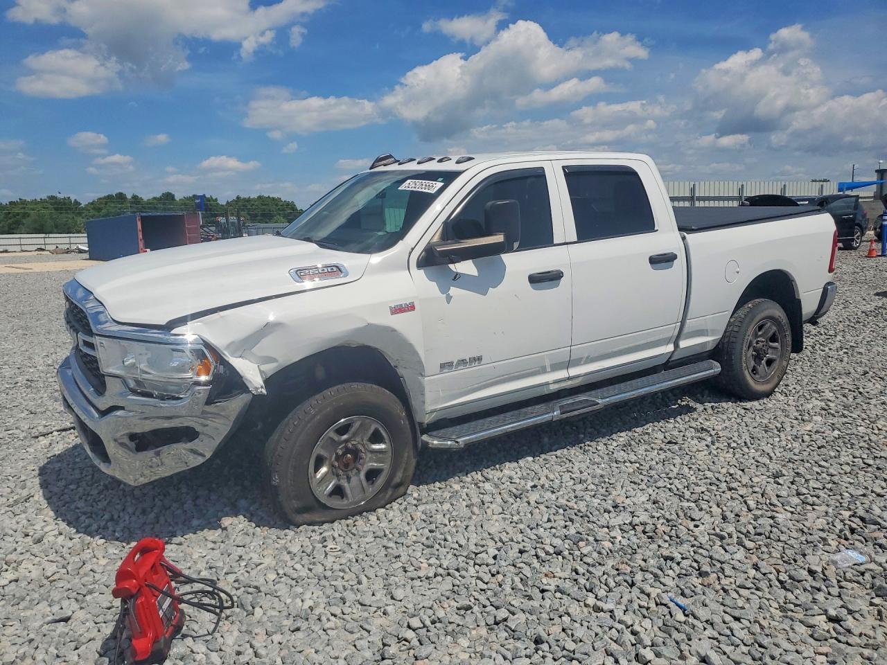 2021 Ram 2500 Tradesman - zdjęcie główne