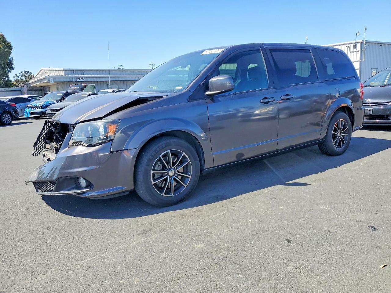 2019 Dodge Cara Grand - zdjęcie główne