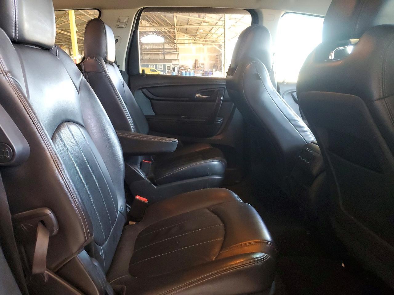 2016 Chevrolet Traverse Ltz - zdjęcie 11