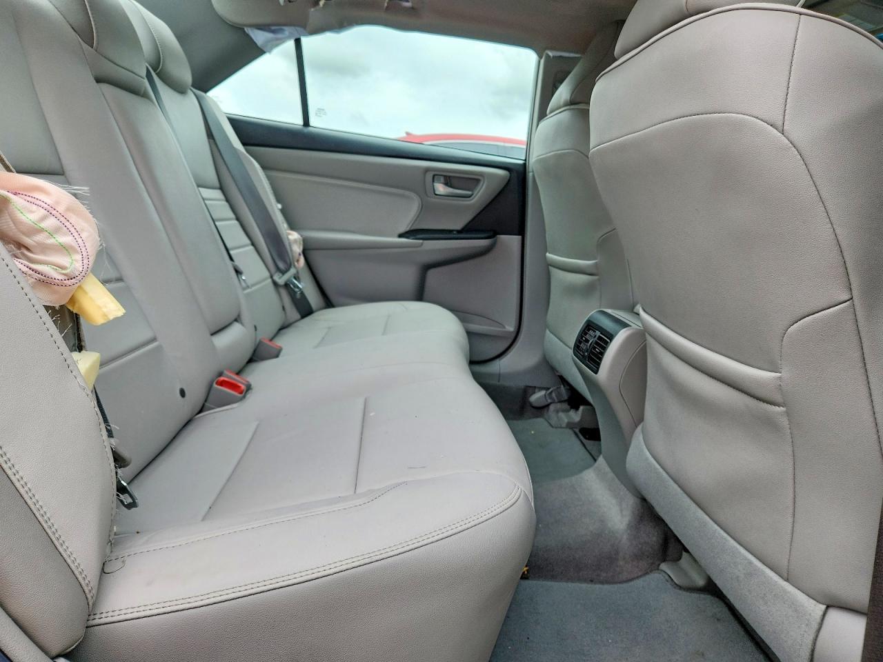 2017 Toyota Camry Xle - zdjęcie 10