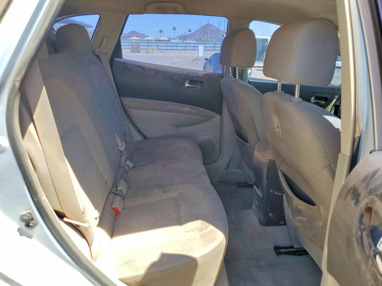 2015 Nissan Rogue - zdjęcie 31