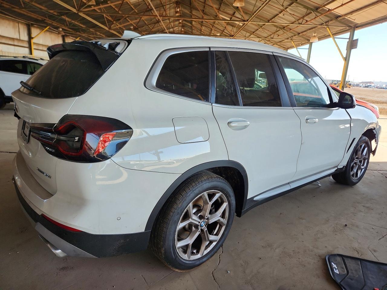2024 BMW X3 xDrive30I - zdjęcie 3