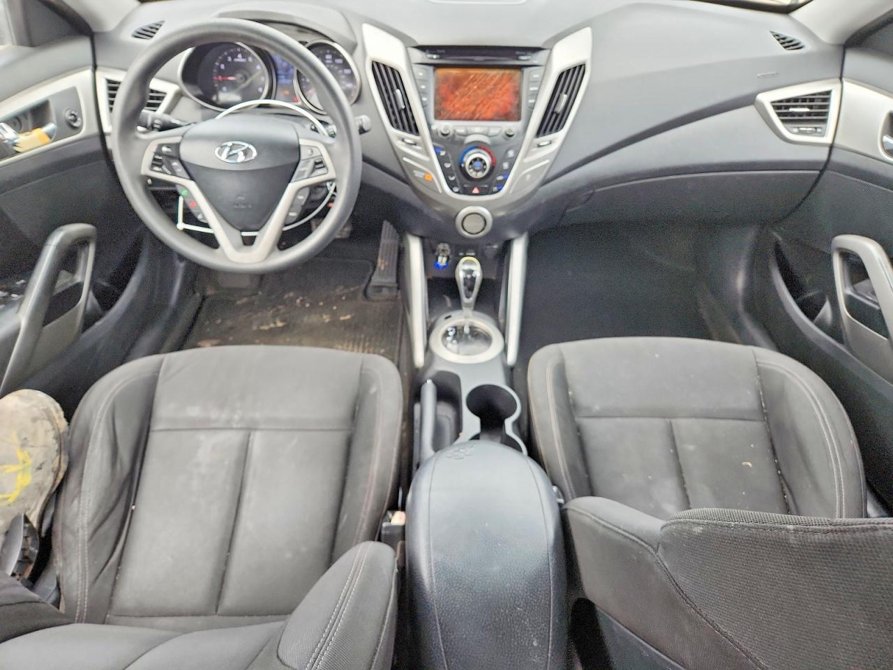 2013 Hyundai Veloster Base - zdjęcie 8