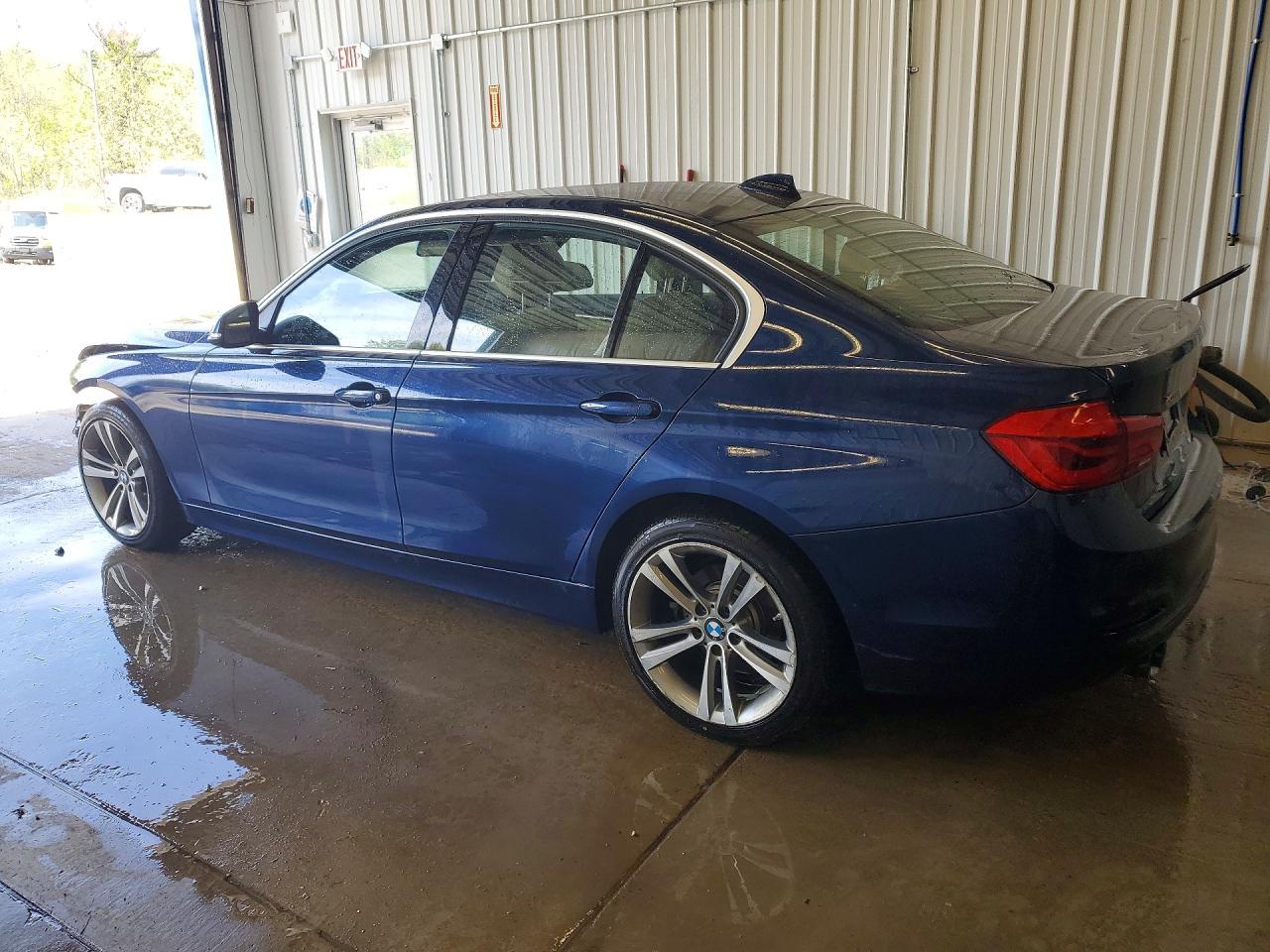 BMW Seria 3 - zdjęcie 2