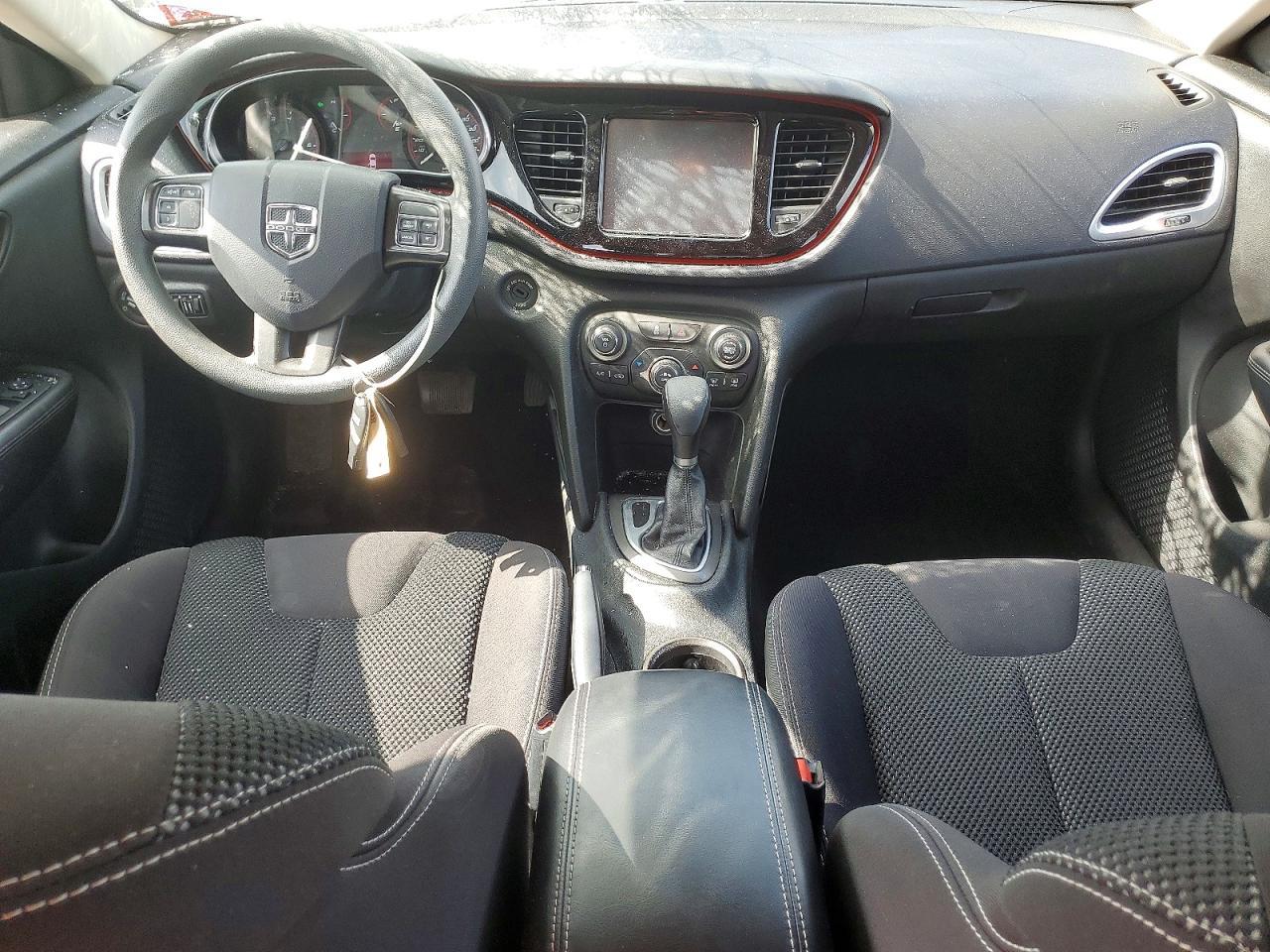 2015 Dodge Dart Sxt - zdjęcie 8