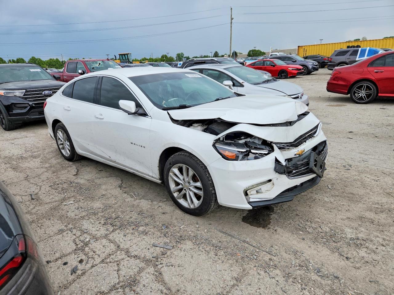 2017 Chevrolet Malibu Lt - zdjęcie 4