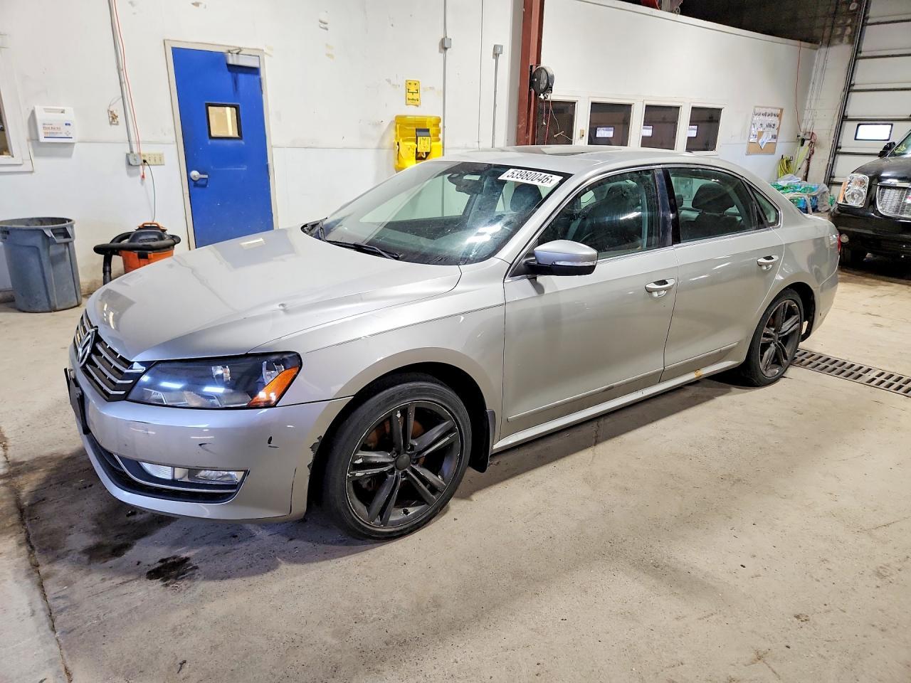 2014 Volkswagen Passat 2.0L Tdi Sel Premium - zdjęcie główne