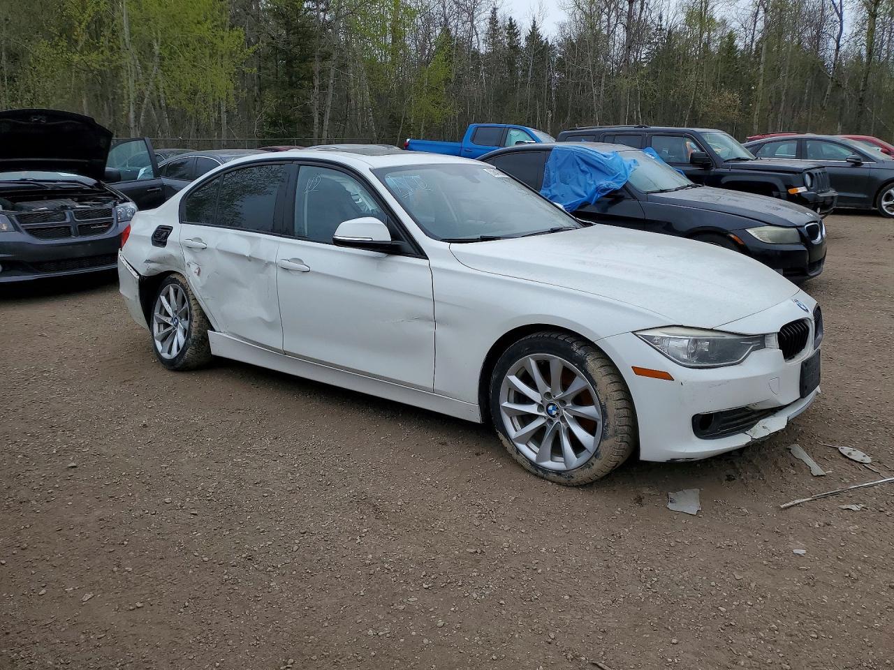 2013 BMW 320 I xDrive - zdjęcie 4