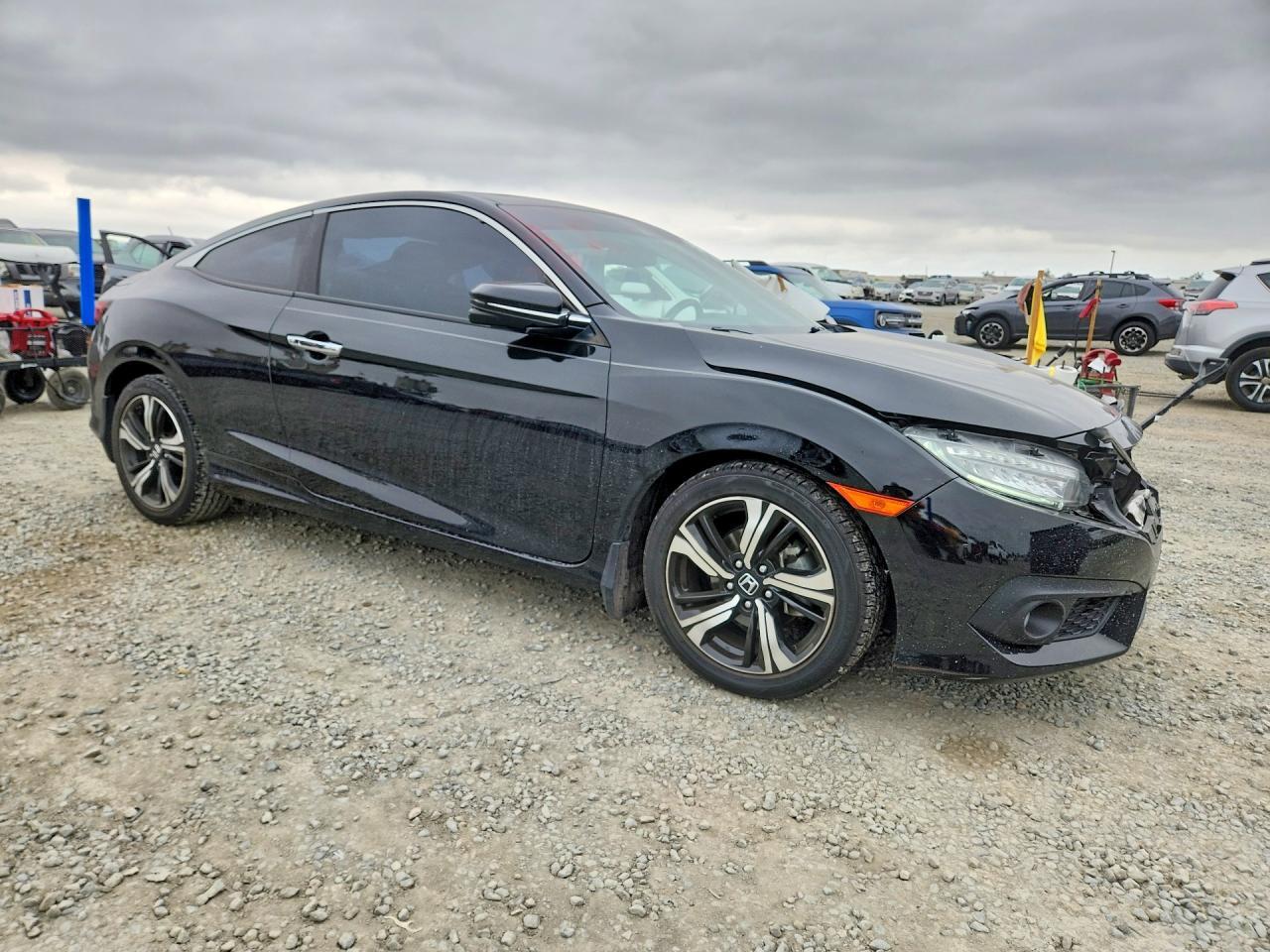 2017 Honda Civic Touring - zdjęcie 4