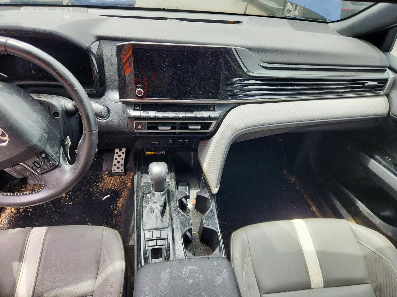 2025 Toyota Camry Se - zdjęcie 8