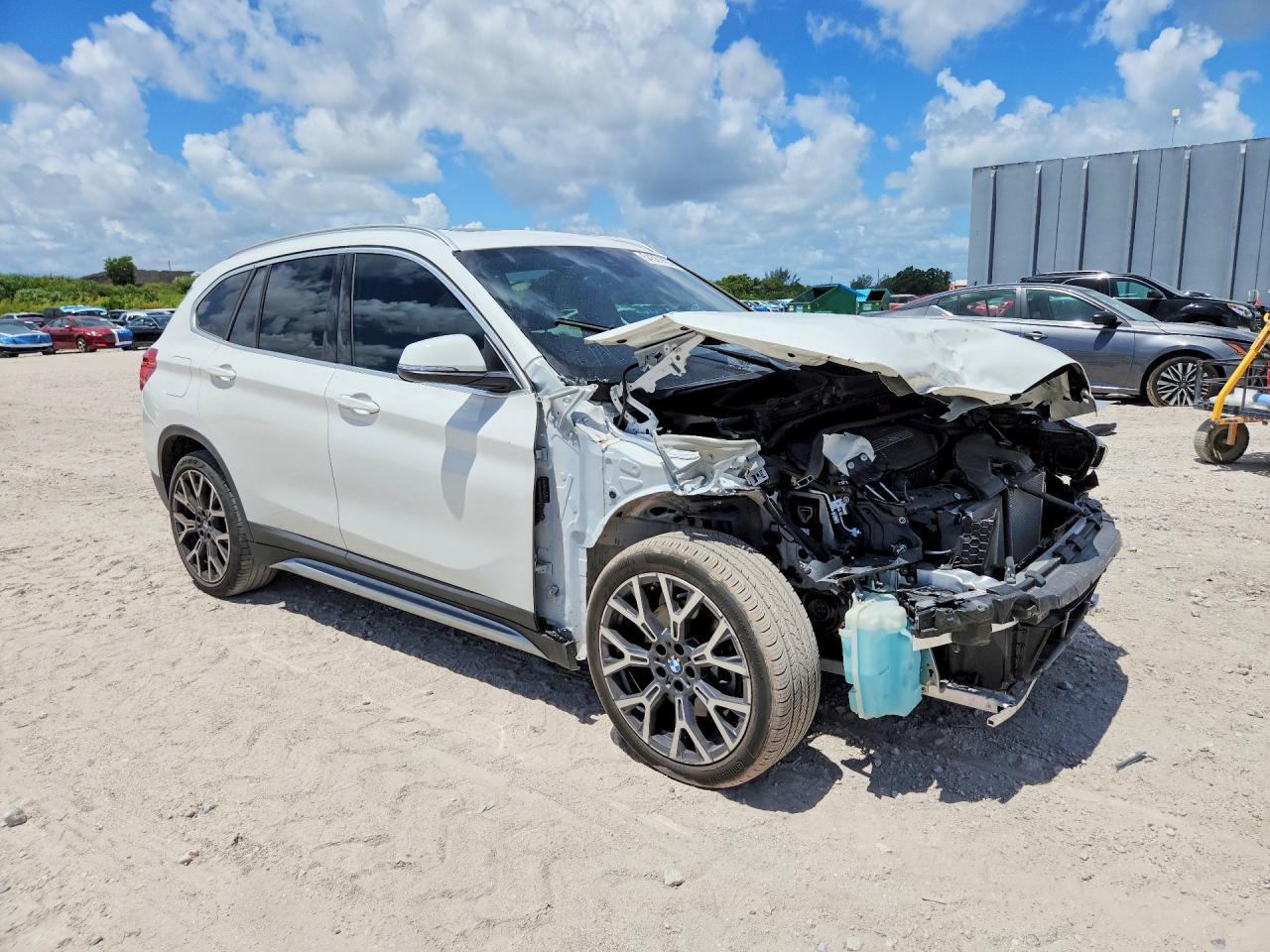 2021 BMW X1 Sdrive28I - zdjęcie 4