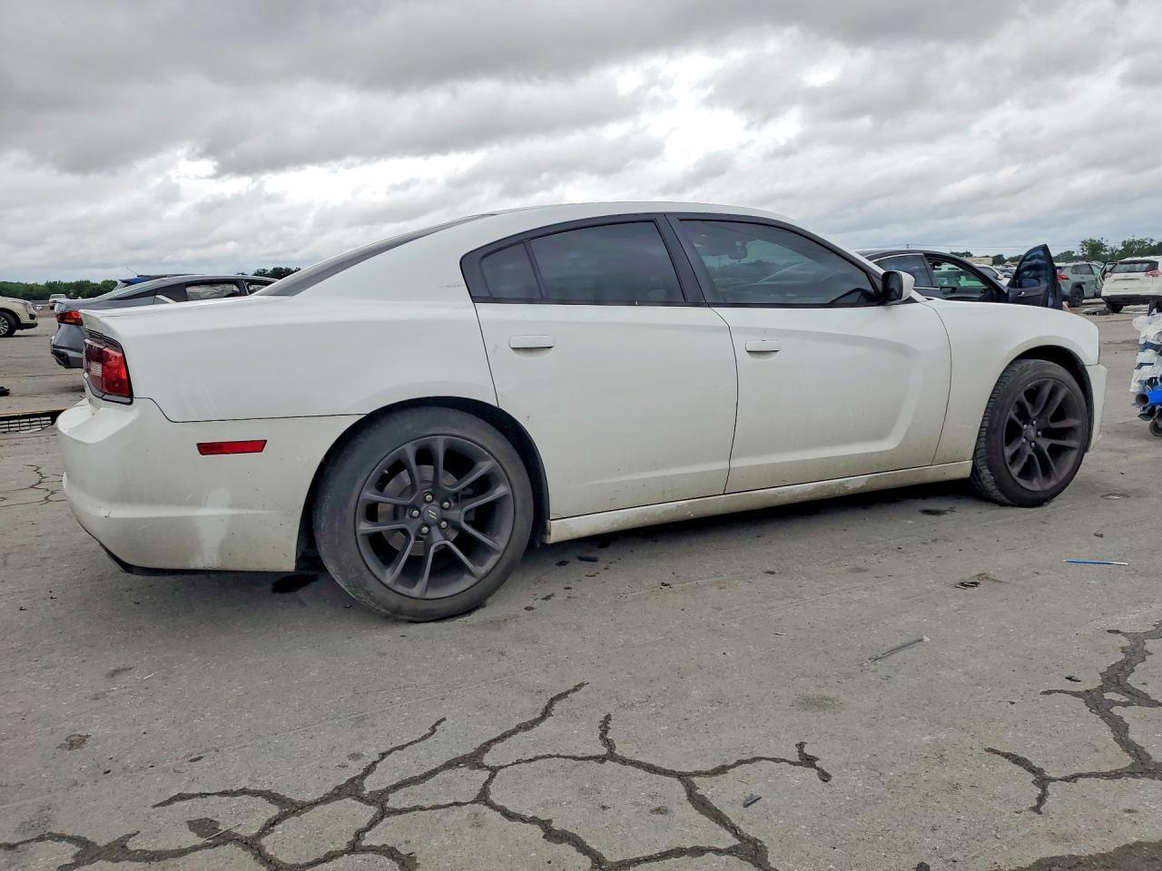 2014 Dodge Charger Se - zdjęcie 3