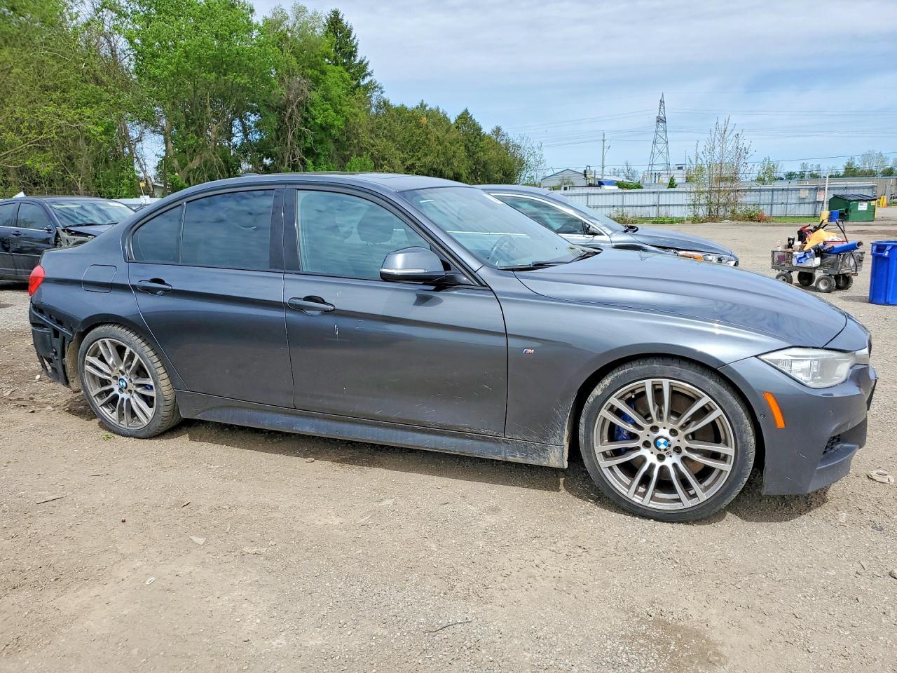 2014 BMW 335 Xi - zdjęcie 4