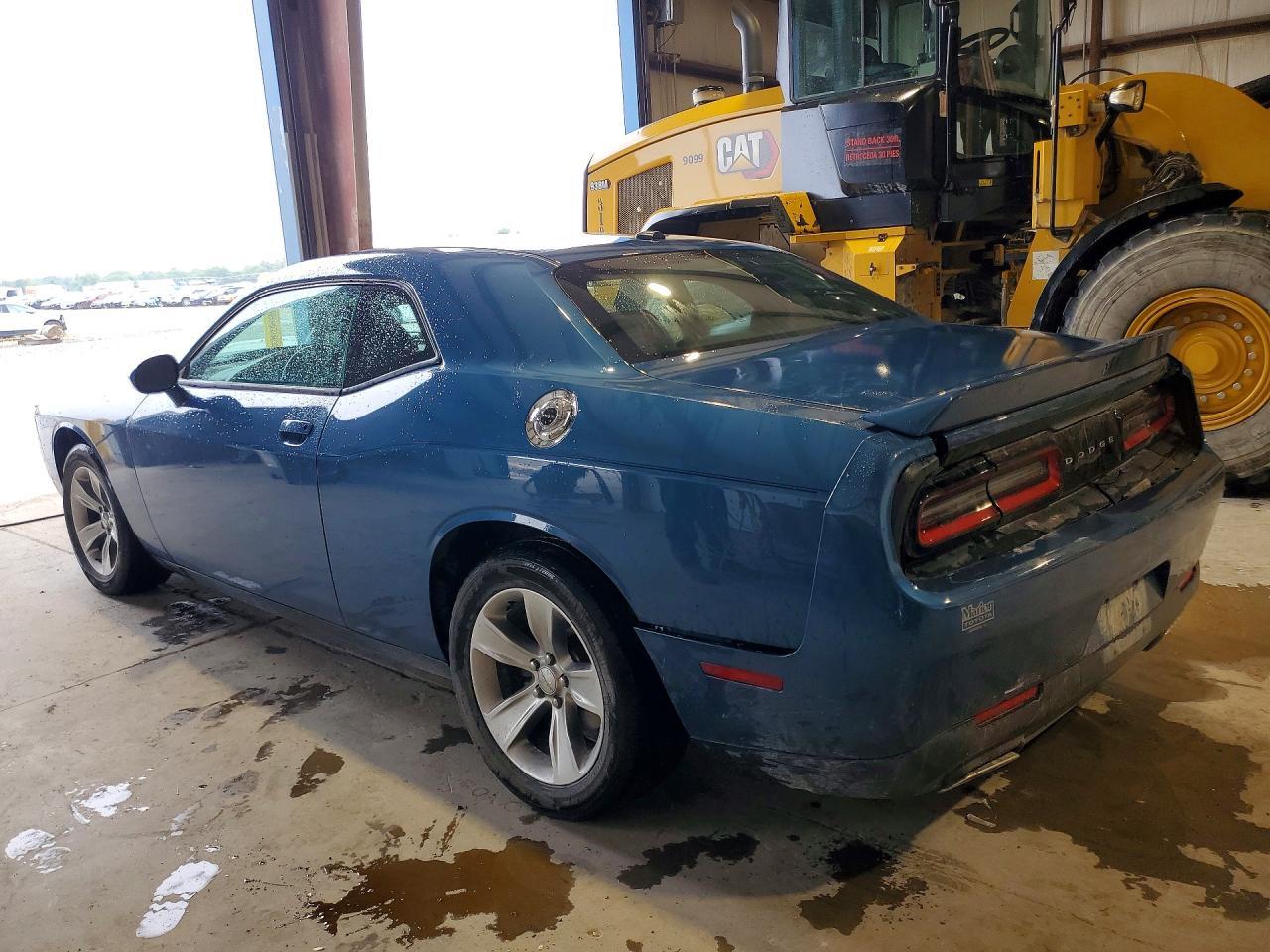 Dodge Challenger - zdjęcie 2