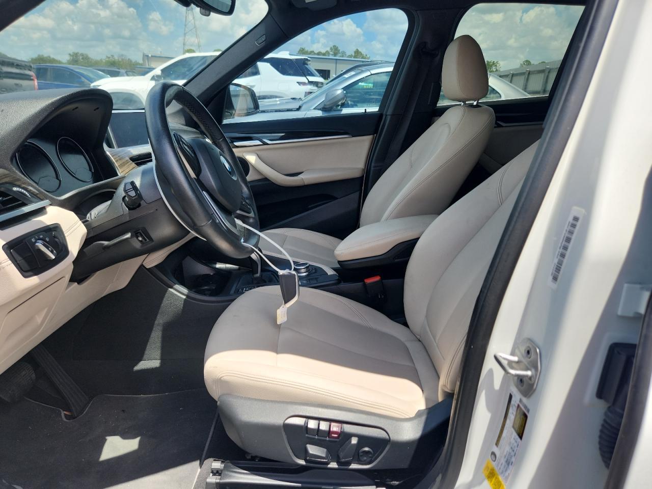 2021 BMW X1 Sdrive28I - zdjęcie 7