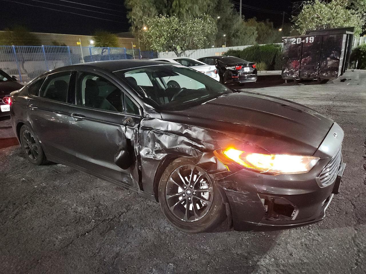 2019 Ford Fusion Se - zdjęcie 4