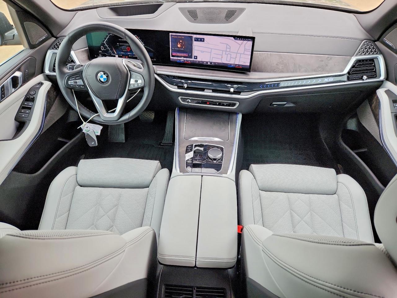 2024 BMW X5 xDrive40I - zdjęcie 8