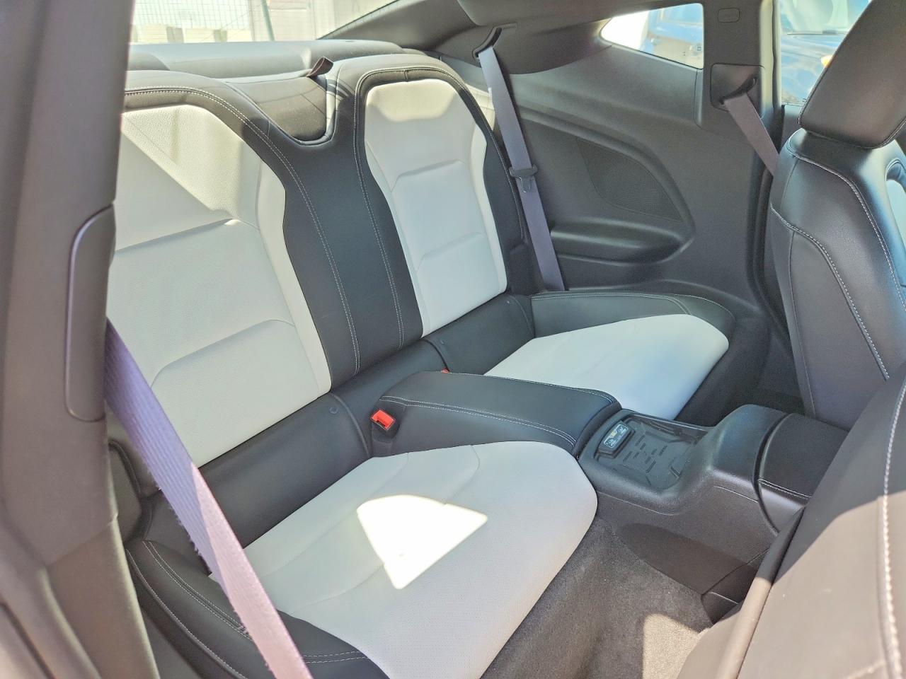 2017 Chevrolet Camaro Lt - zdjęcie 10