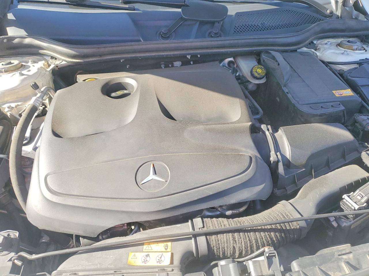 2014 Mercedes-Benz Cla 250 - zdjęcie 12