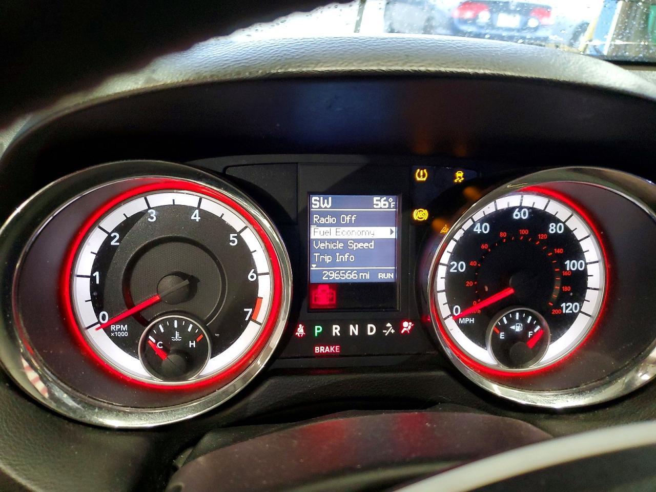 2014 Dodge Grand Caravan R - zdjęcie 9