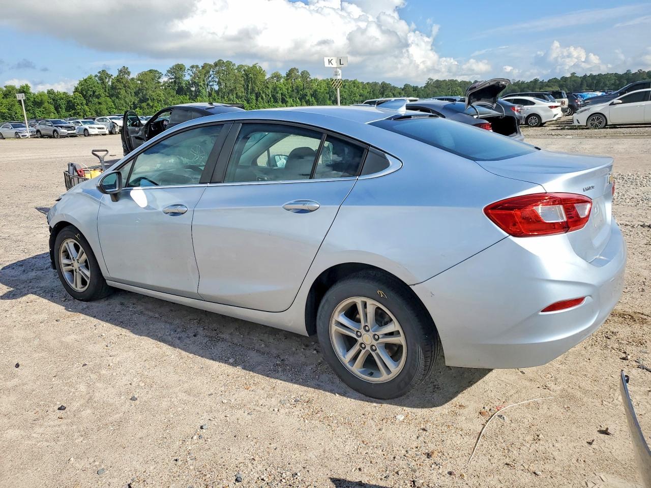 2017 Chevrolet Cruze Lt - zdjęcie 2