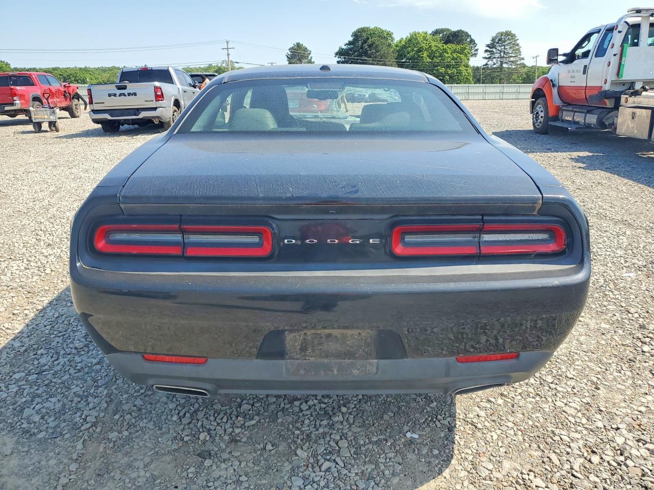 2015 Dodge Challenger Sxt - zdjęcie 6