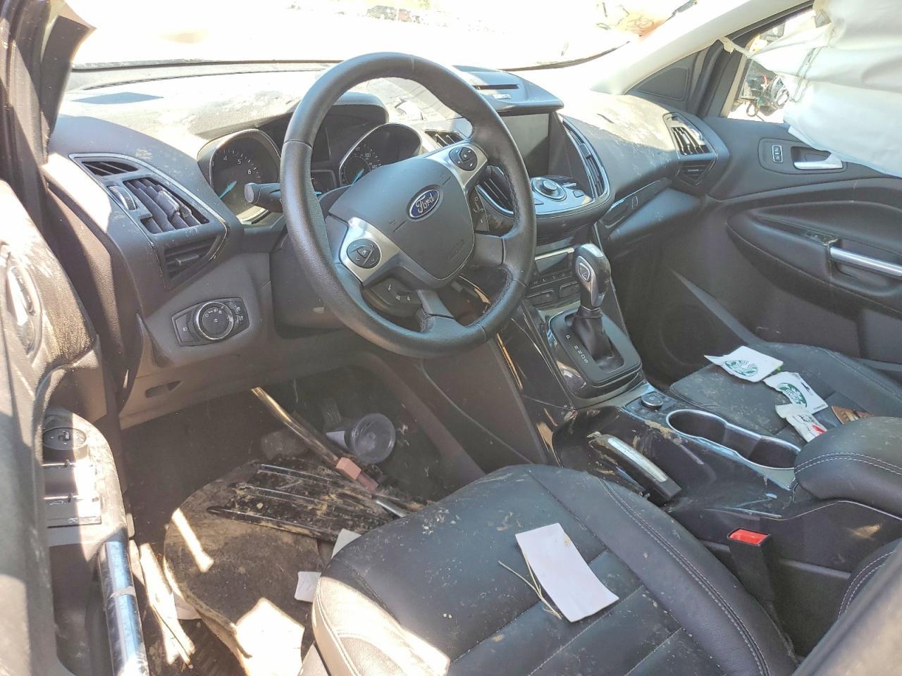 2014 Ford Escape Titanium - zdjęcie 8