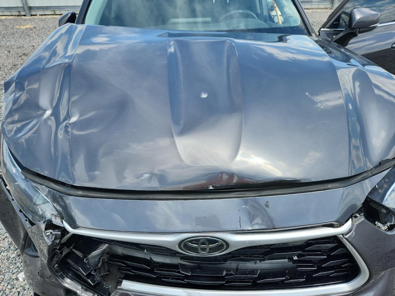 2021 Toyota Highlander Le - zdjęcie 12