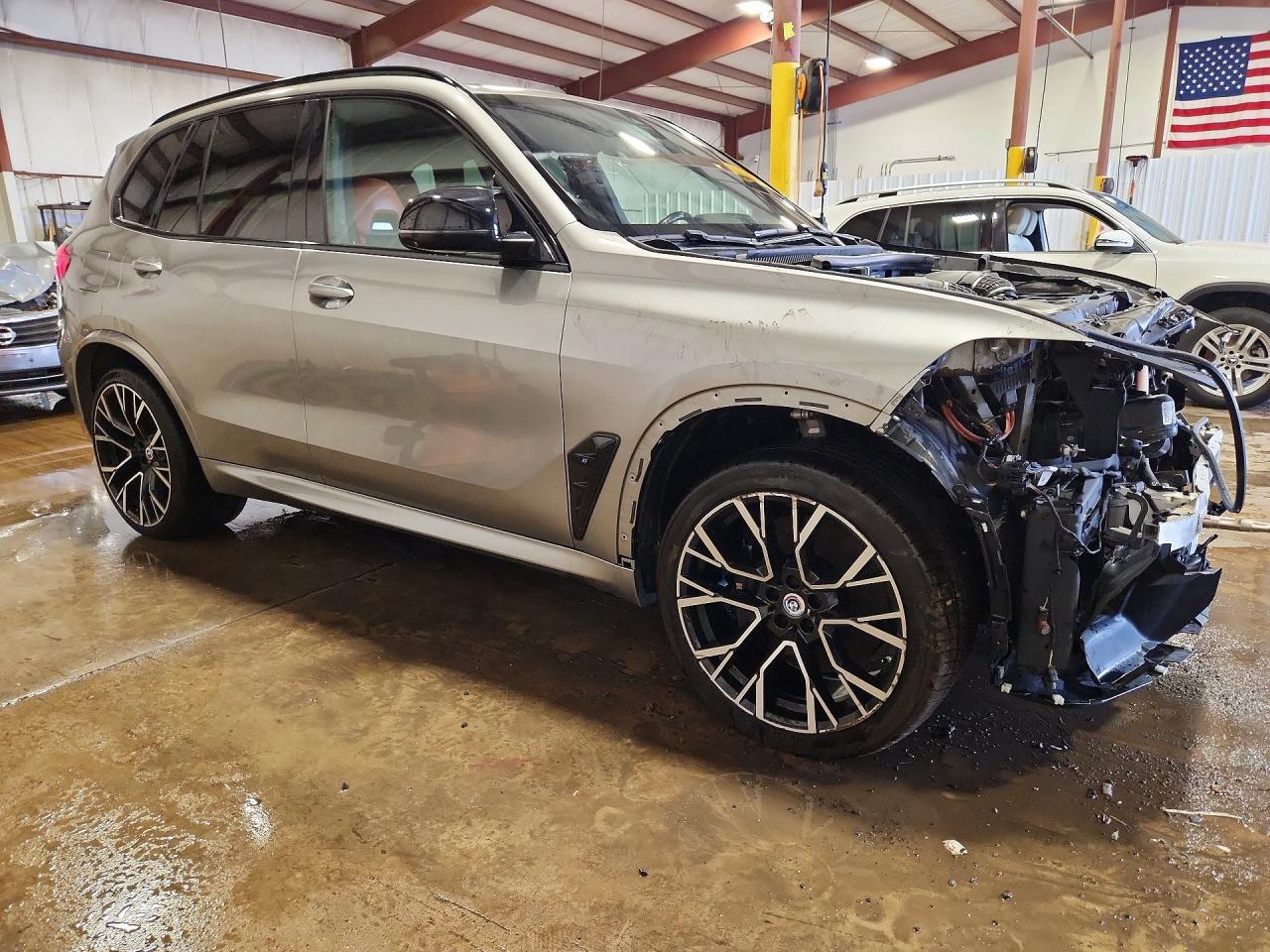 2022 BMW X5 M - zdjęcie 4
