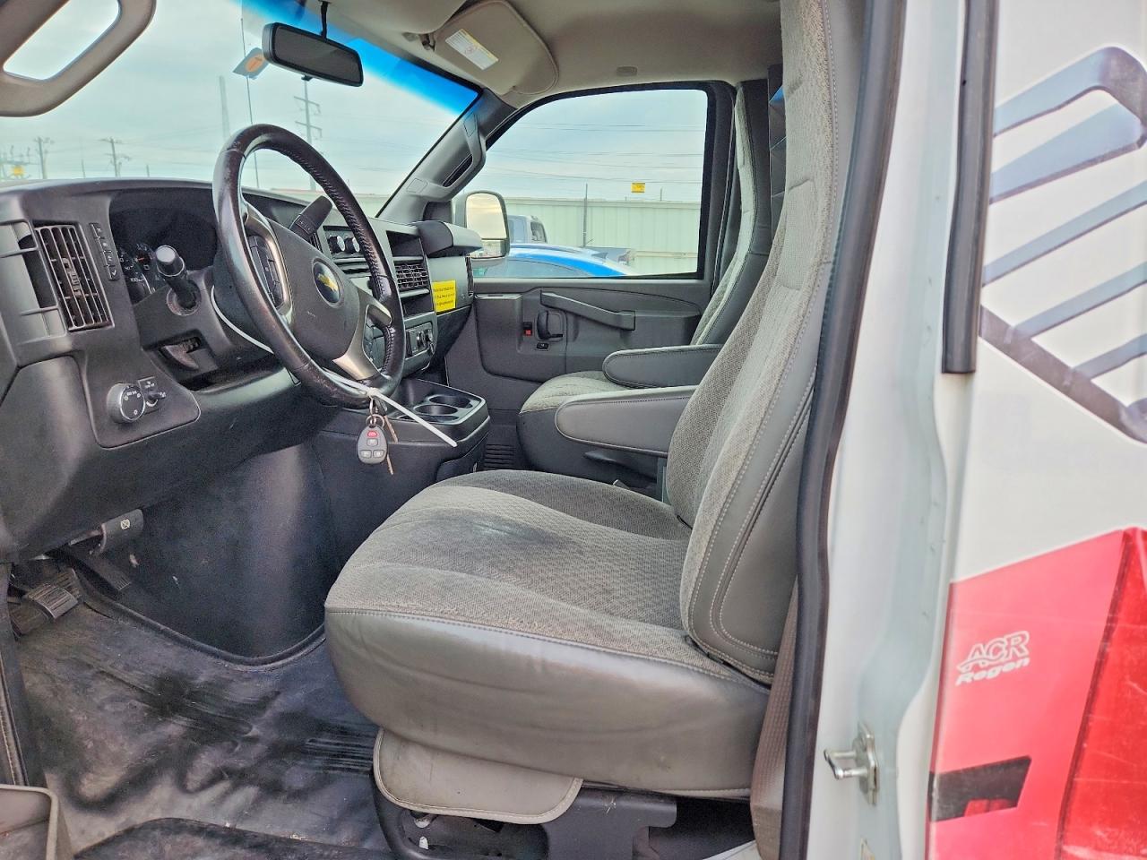 2019 Chevrolet Express G3500 - zdjęcie 7