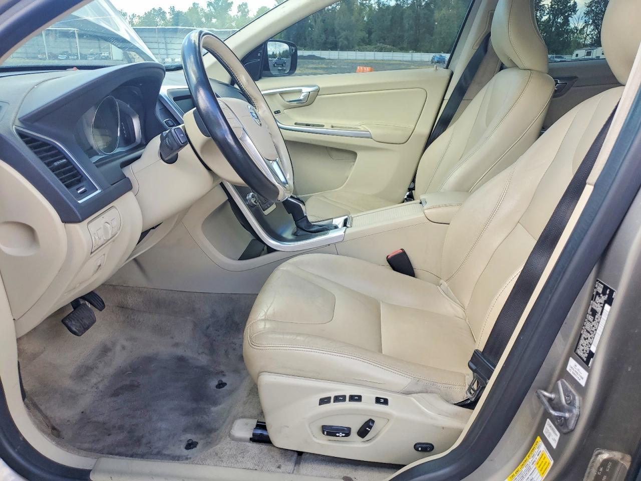 2016 Volvo Xc60 T5 Premier - zdjęcie 7
