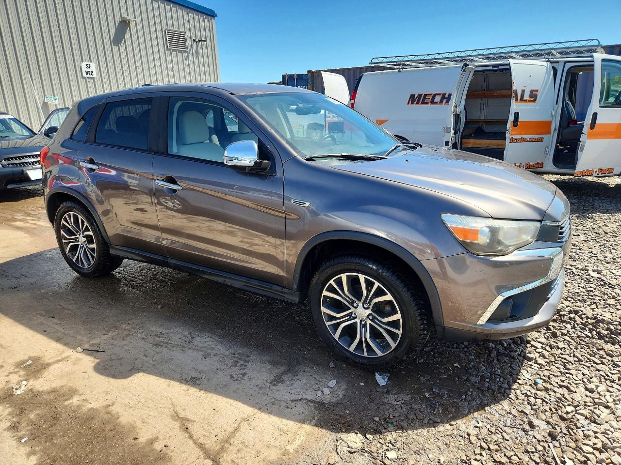 2017 Mitsubishi Outlander Sport Es - zdjęcie 4