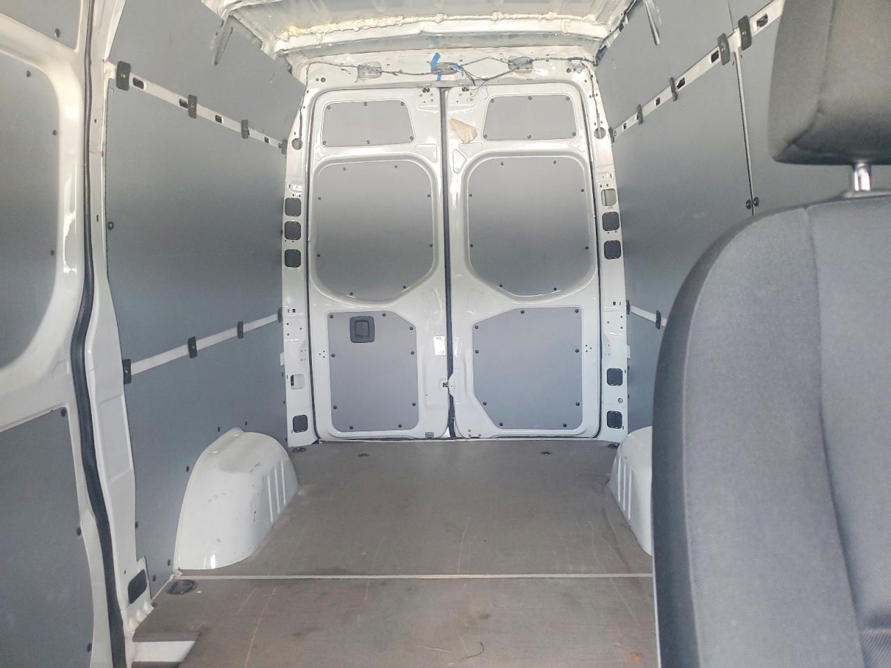2022 Mercedes-Benz Sprinter 2500 - zdjęcie 10