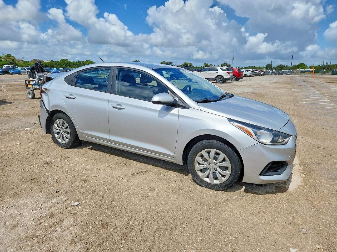 2019 Hyundai Accent Se - zdjęcie 4