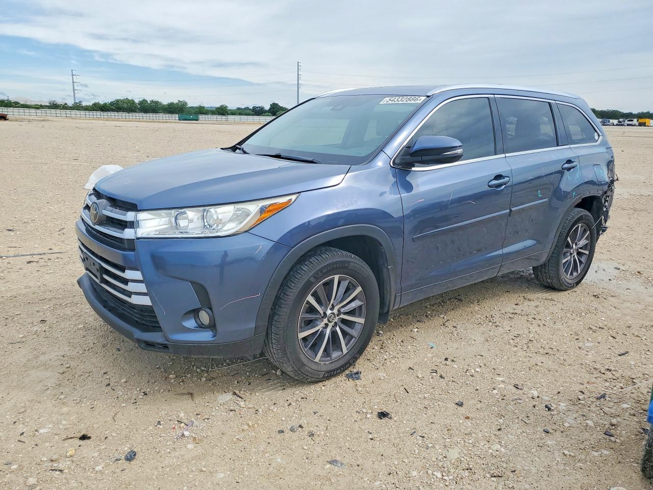 2018 Toyota Highlander Xle - zdjęcie główne