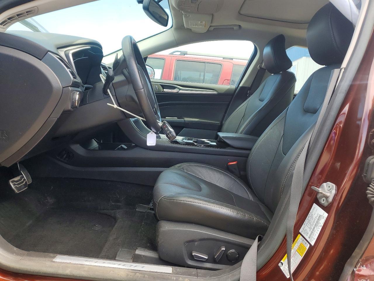 2016 Ford Fusion Titanium - zdjęcie 7