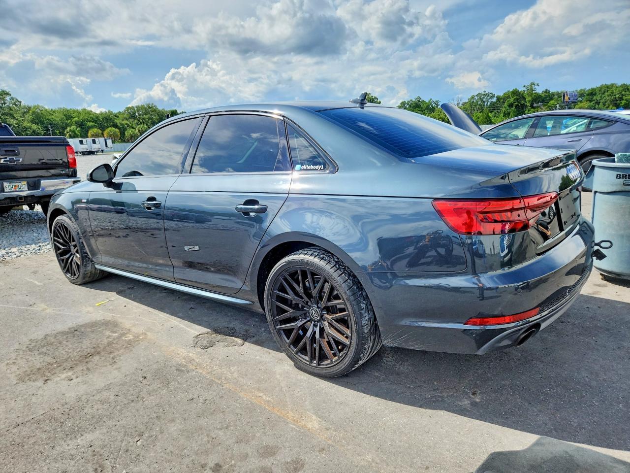 2017 Audi A4 Premium Plus - zdjęcie 2