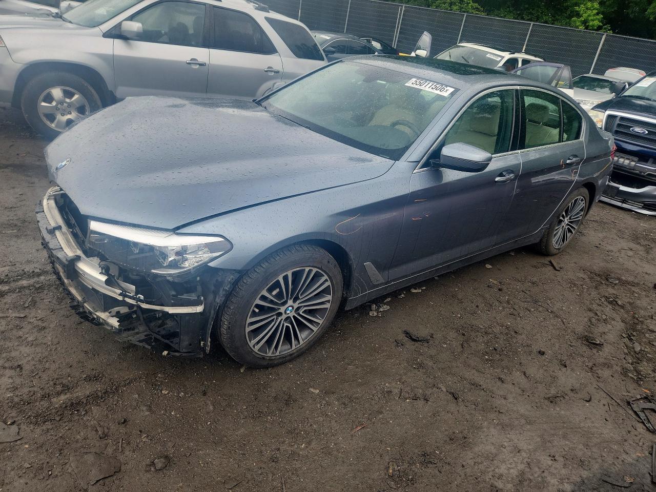 2018 BMW 530 Xi - zdjęcie główne