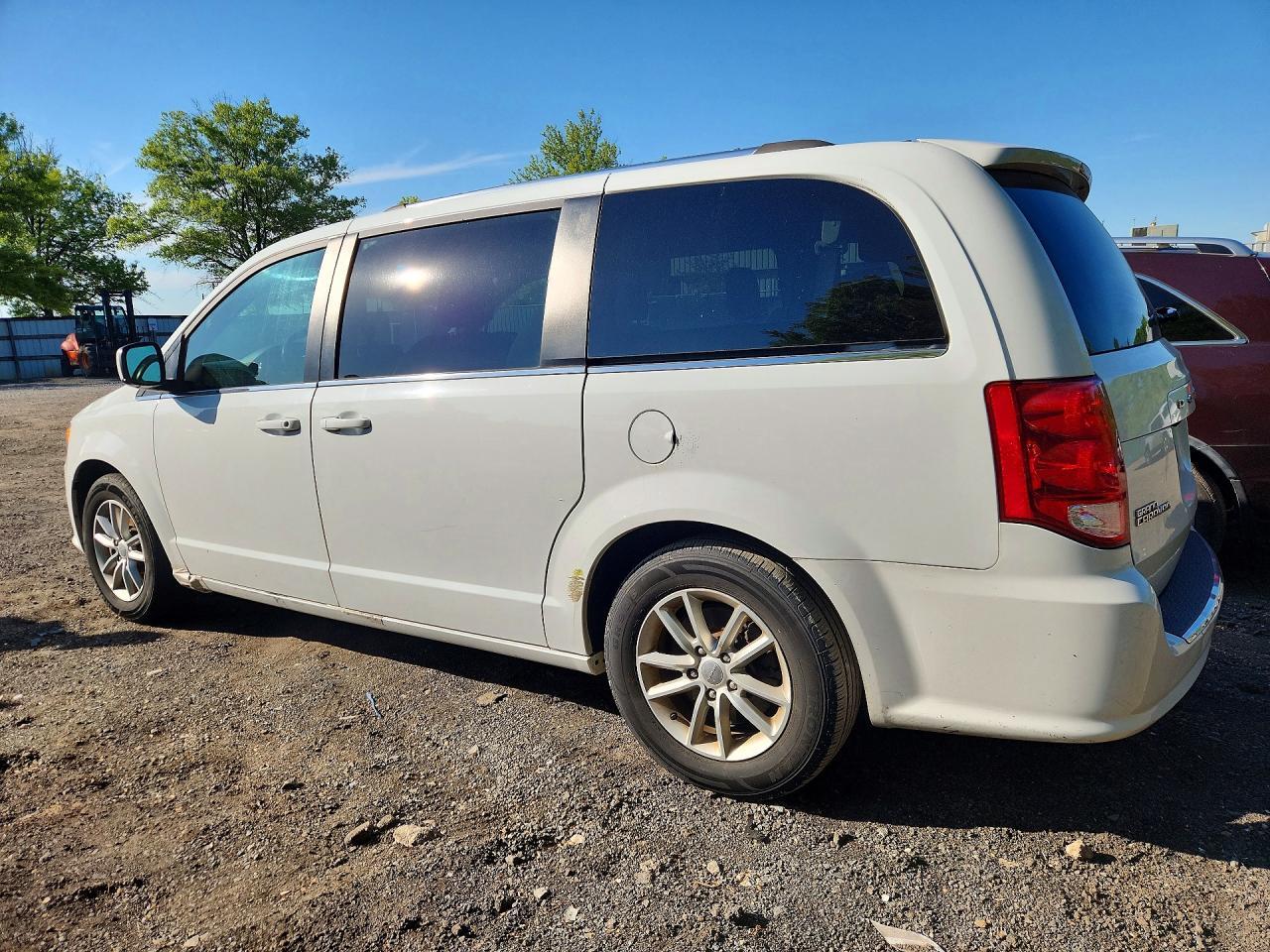 2019 Dodge Grand Caravan Sxt - zdjęcie 2
